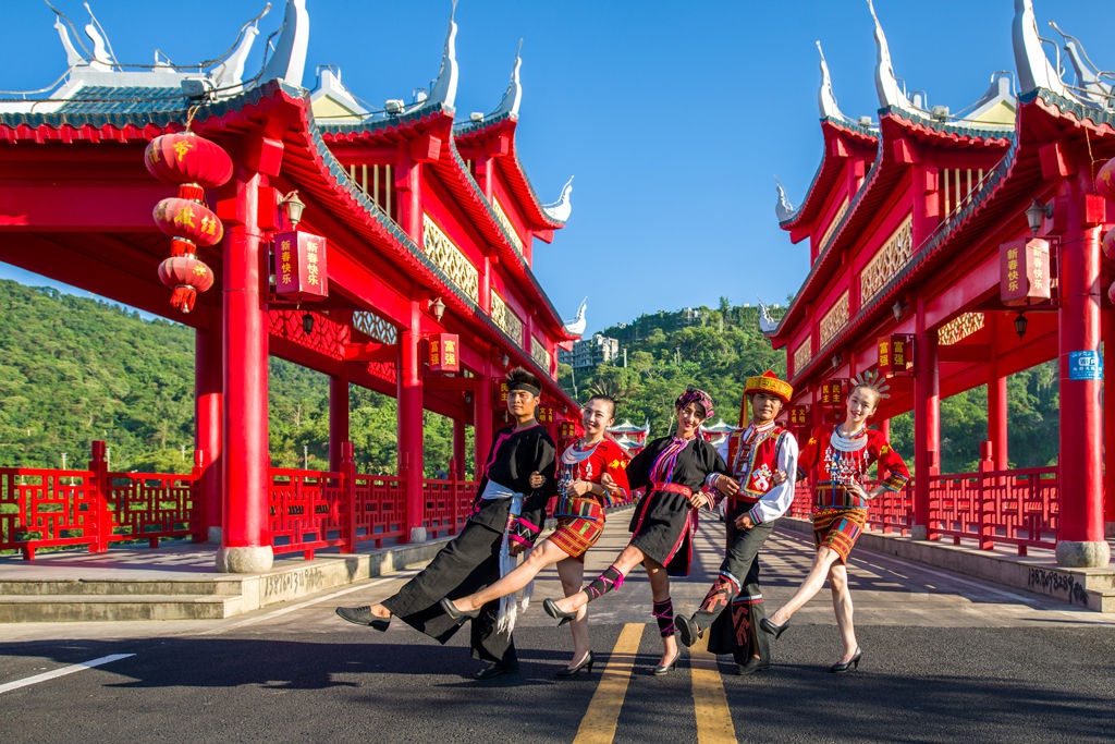 旅游时如何参与当地传统节日庆祝活动