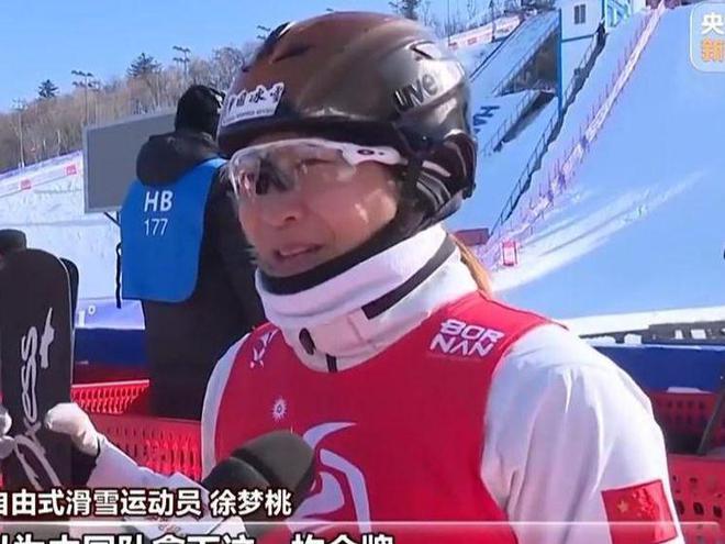 短道速滑女皇再获奖牌，摧枯折腐